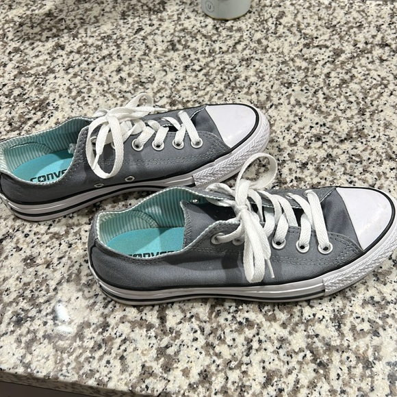 Grey Converse - Picture 2 of 3
